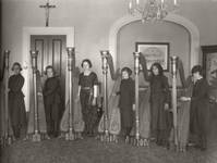 Photo des étudiantes en musique des Ursulines de Québec, prise par William Notman.