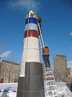 Photo prise lors de la réinstallation, après restauration du monument